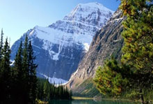 雷火电竞登录-银河战舰沉没之夜：皇马止步欧冠引爆足坛的五大争议漩涡