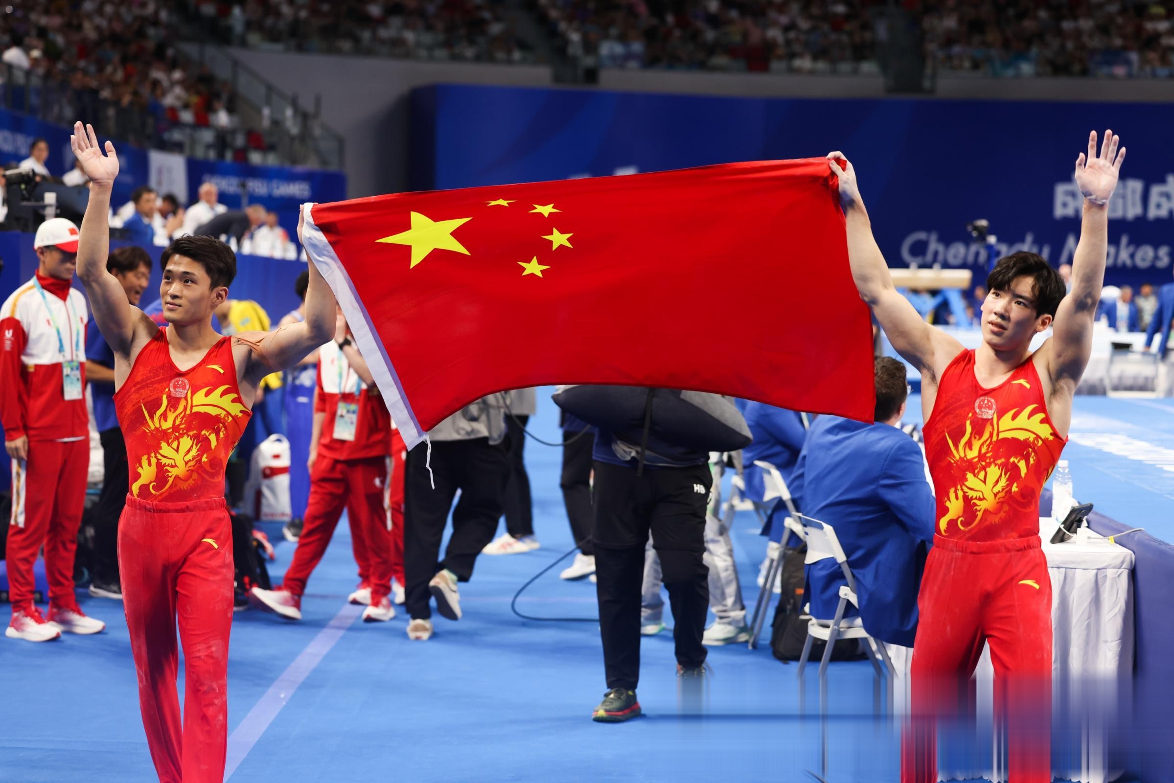 雷火电竞官网-中国体操队表现突出，巩固团体实力