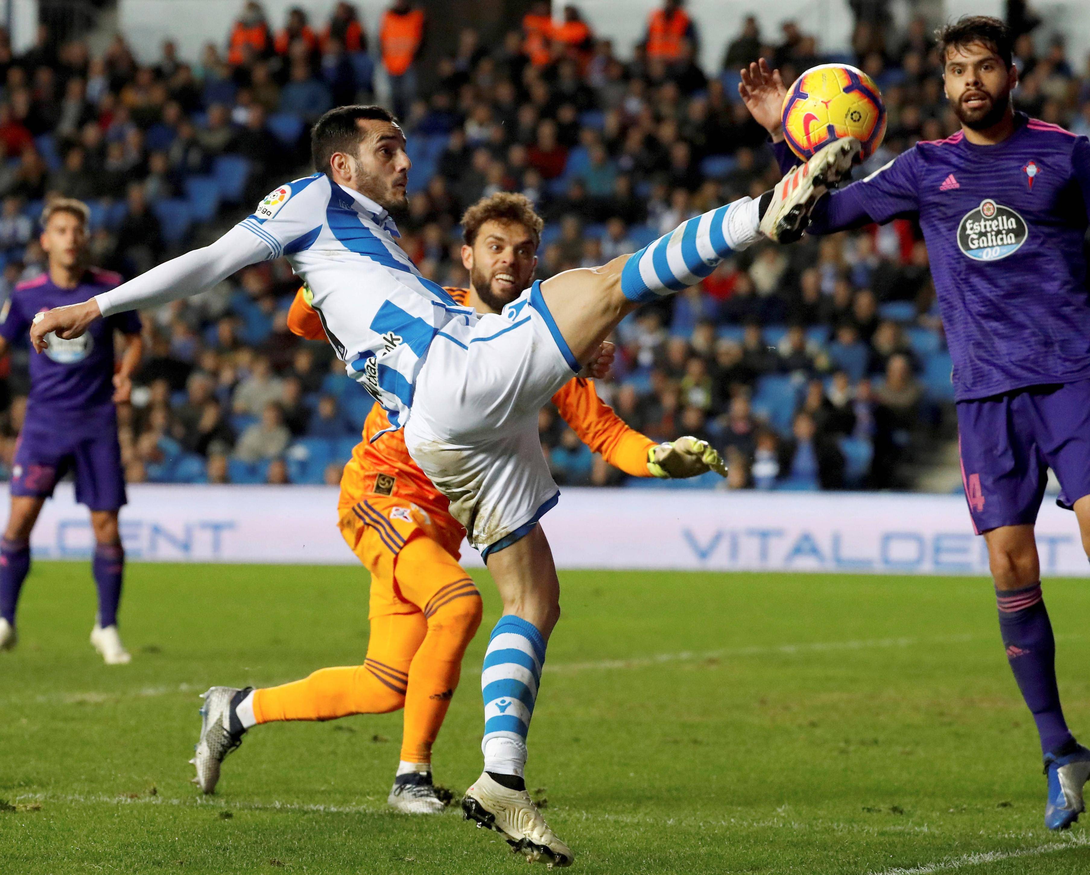 关于塞维利亚抢夺关键三分，欧战资格争夺激烈的信息