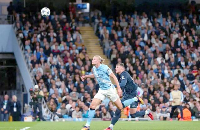 包含欧洲足球盛事中的冷门惊喜，让人目不暇接的词条