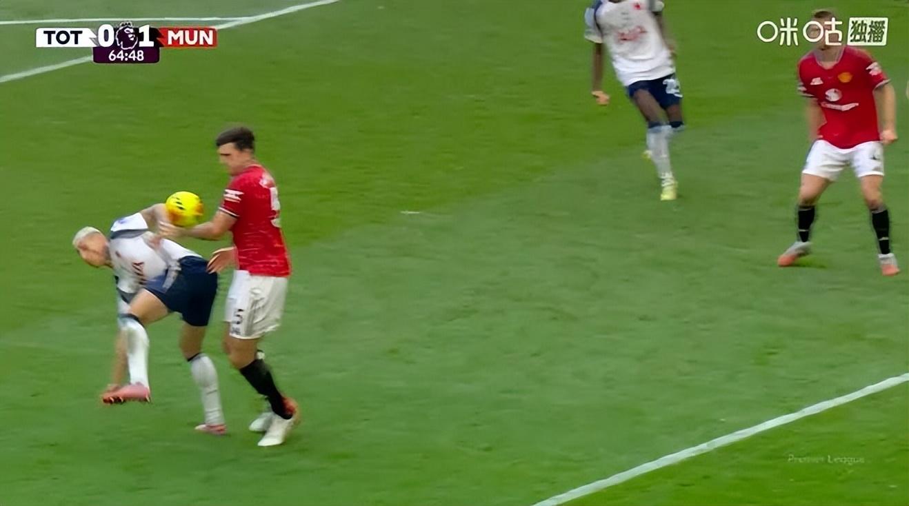 雷火电竞官网-热刺客场不敌诺里奇，前四位置动摇