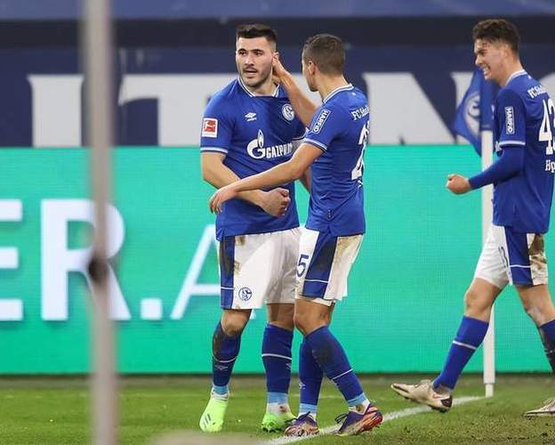 沙尔克主场不敌亚琛,欧战资格遥不可及 沙尔克主场不敌亚琛,欧战资格遥不可及