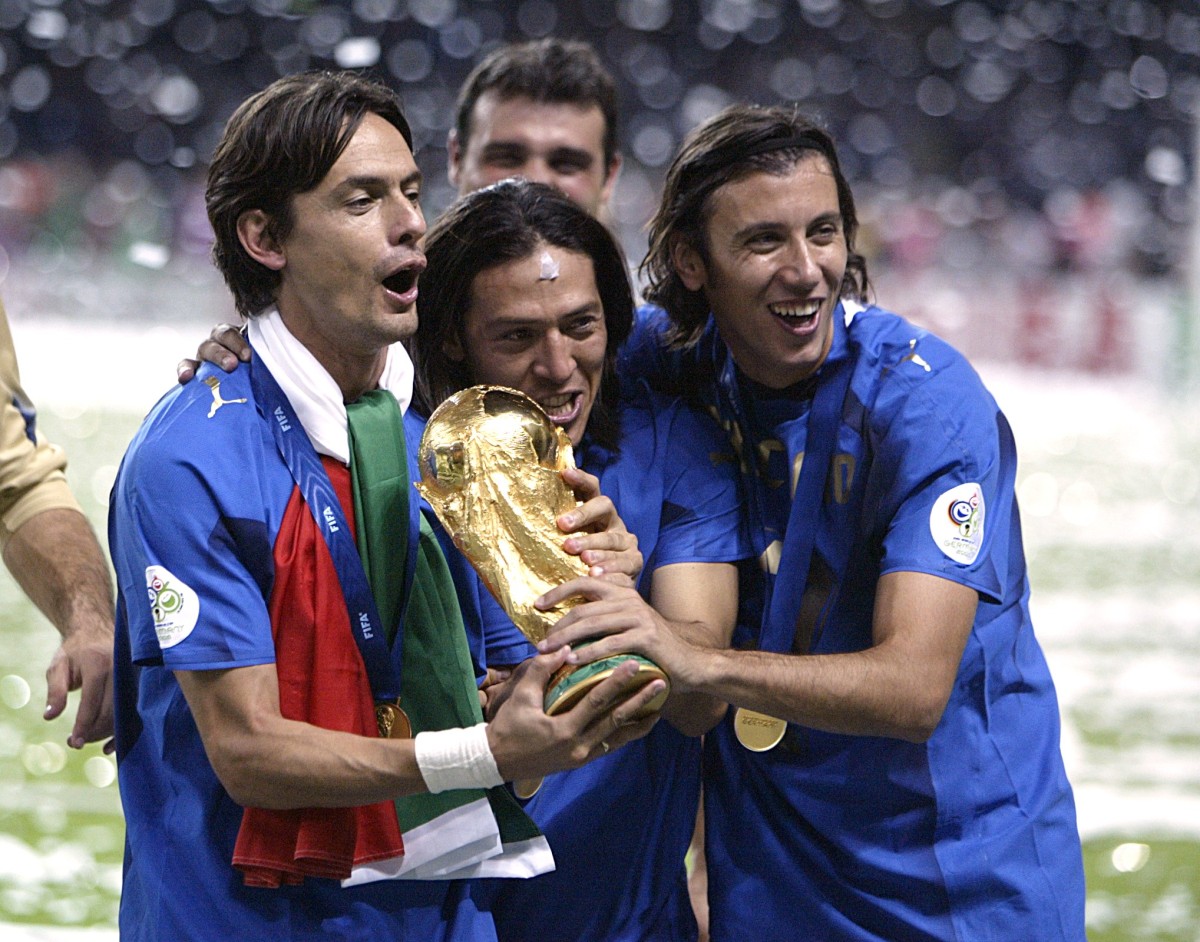 雷火电竞充值-意大利足球明星球队之间的巅峰对决