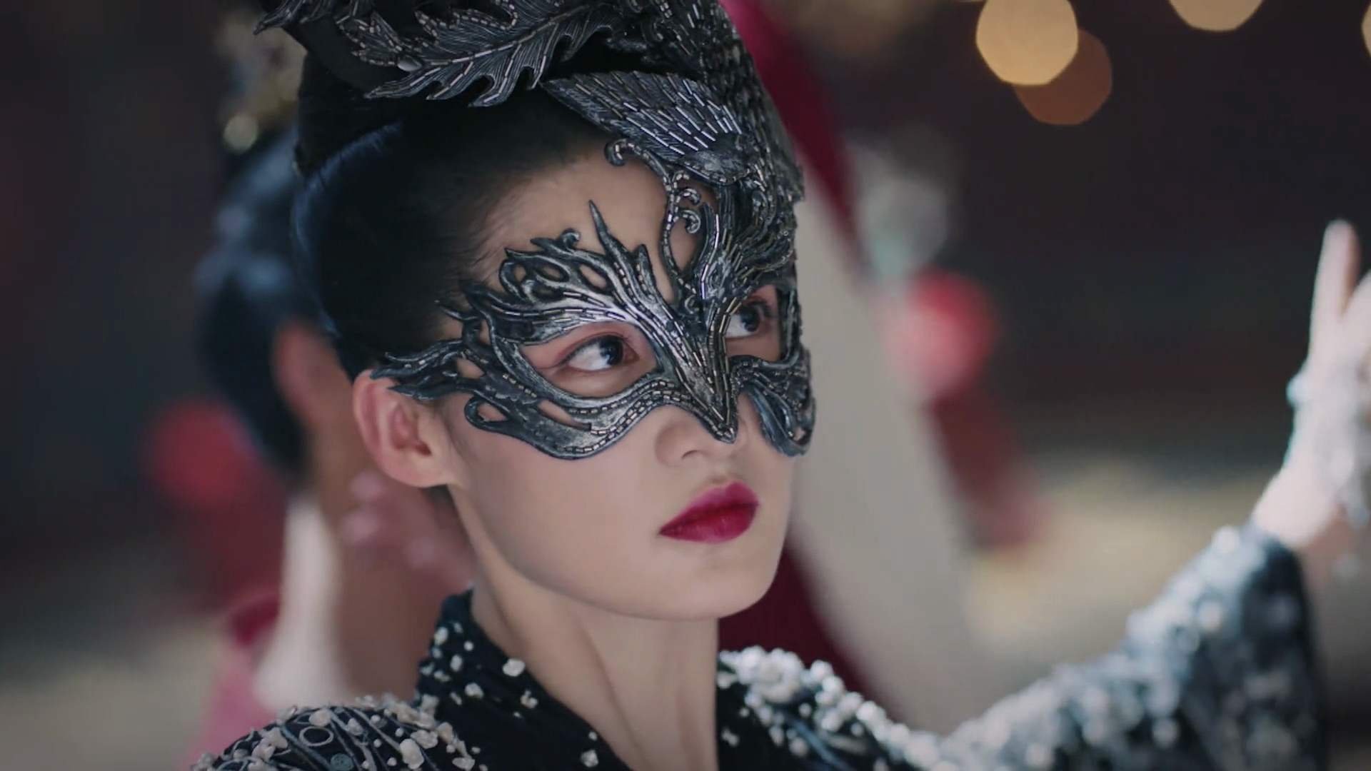 里昂硬仗取胜巴萨，意甲教给我们的欧战启示